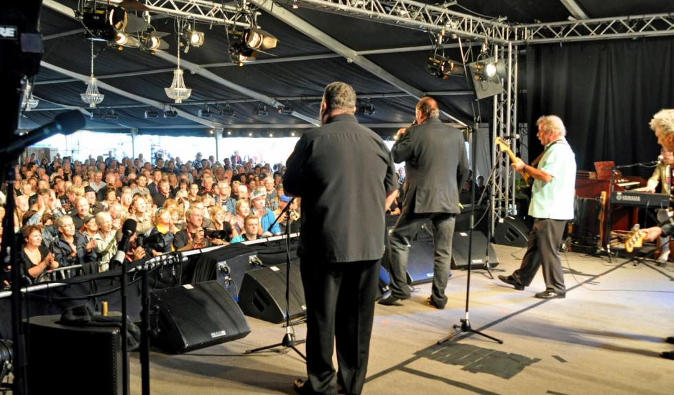 Billettsalget på 28.500 er ifølge lokalavisen Telen 3000 flere solgte billetter enn forrige rekordår. Bildet er fra en konsert med kanadiske Downchild under Notodden Blues Festival fra et tidligere år.